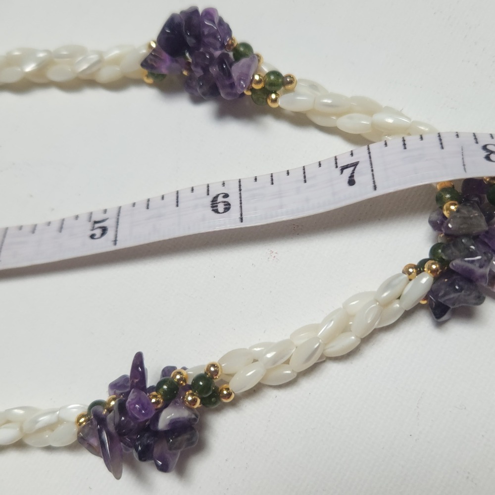 Vintage Mother of Pearl Amethyst Jade Chip Multi Strand Necklace Gold Tone Clasp - Picture 11 of 15